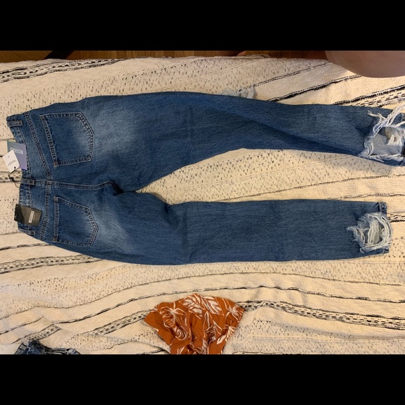 Jeans - Picture 3 of 3